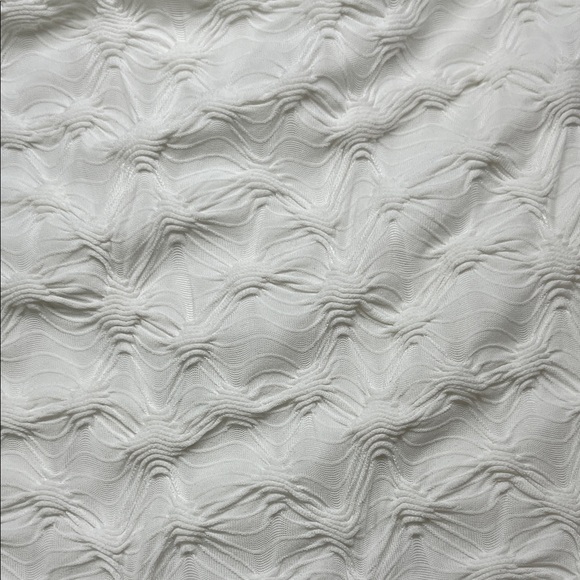 Aritzia Ivory Strapless Textured‎ Top - Picture 3 of 7